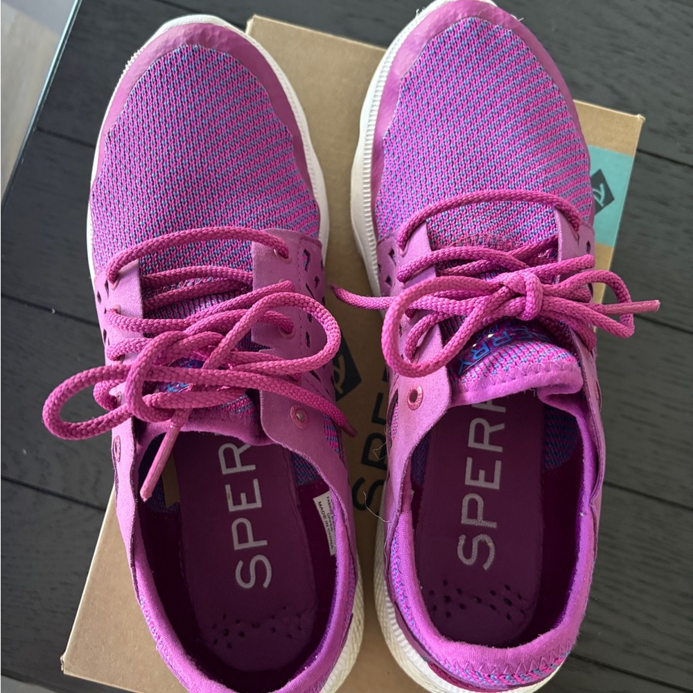 Sperry Women's Fuchsia Knit Sneakers
